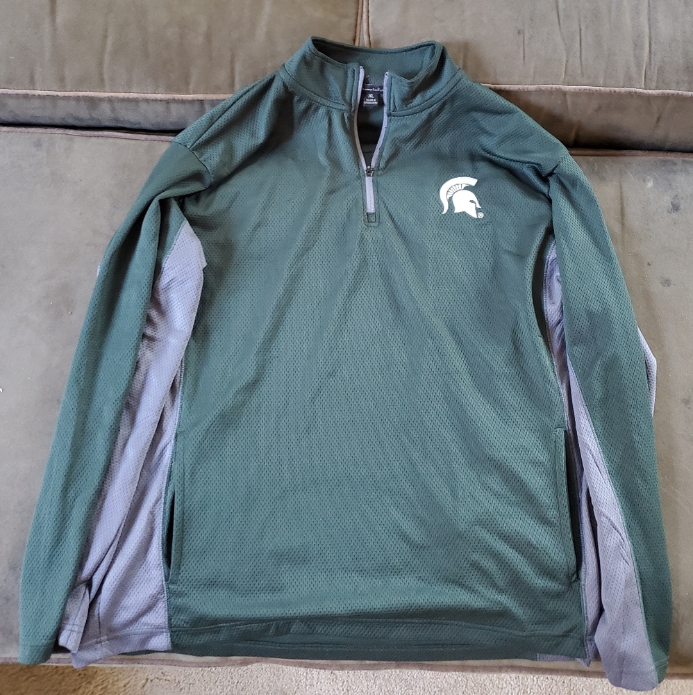 Champion Michigan State Spartans pull over